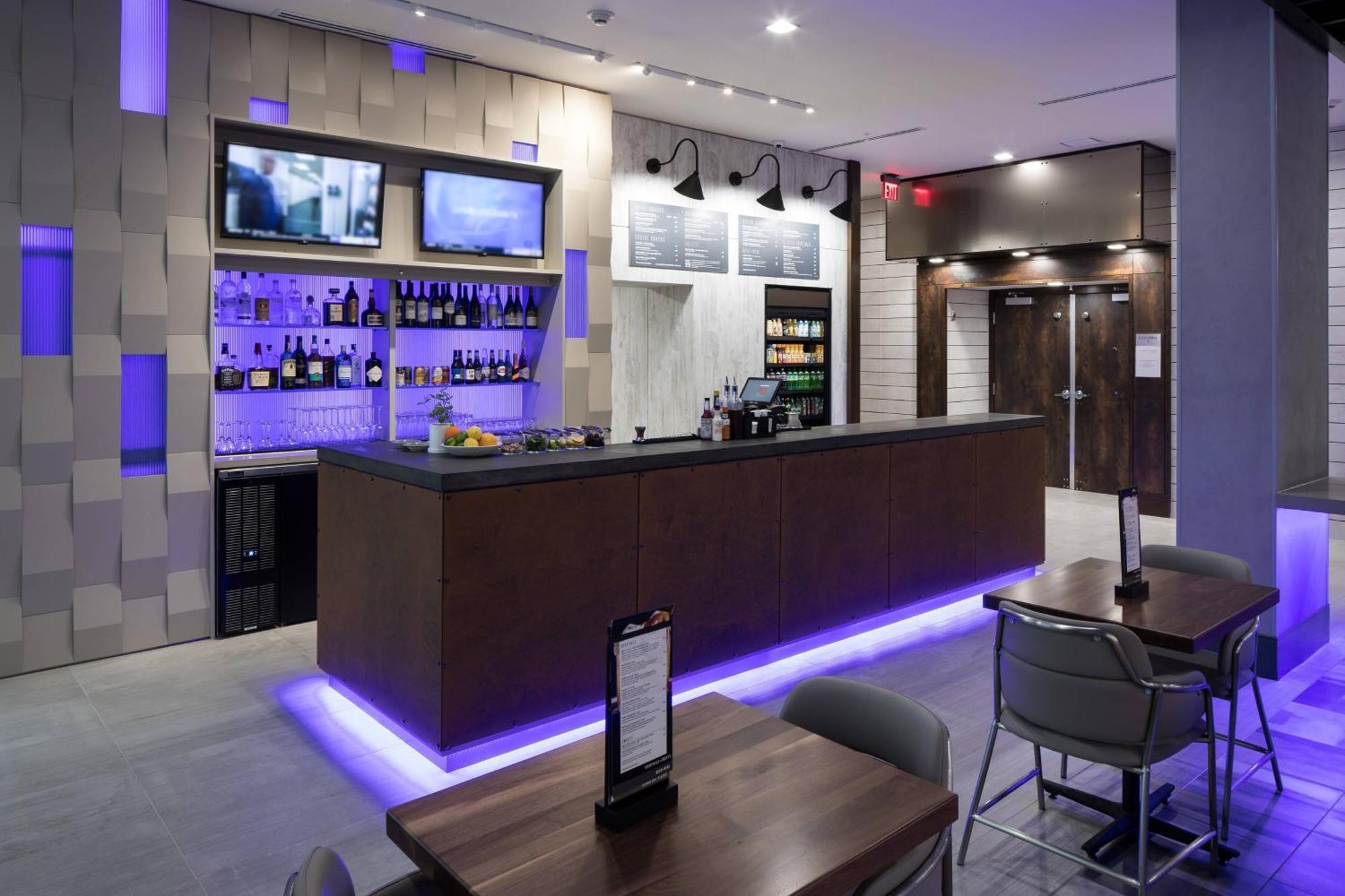 Courtyard By Marriott Houston Heights/I-10 Hotel Exterior foto